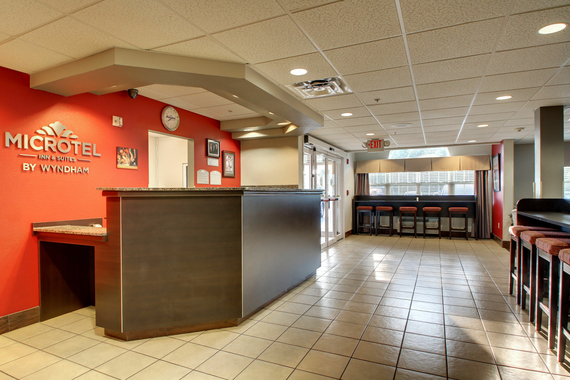 Microtel Inn & Suites By Wyndham Tuscaloosa Exteriör bild