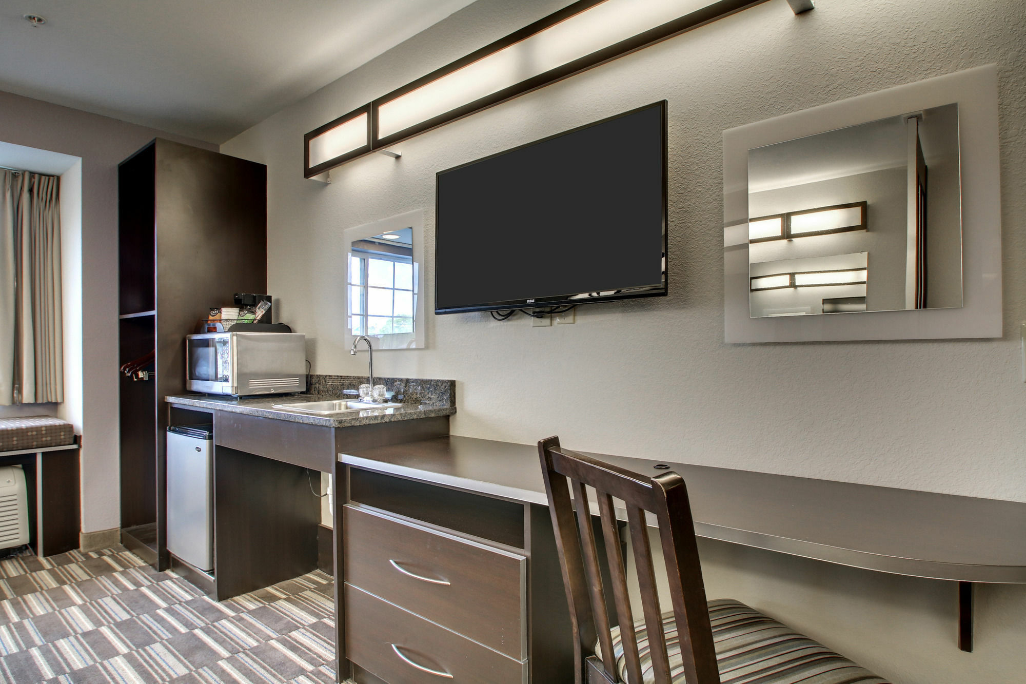 Microtel Inn & Suites By Wyndham Tuscaloosa Exteriör bild